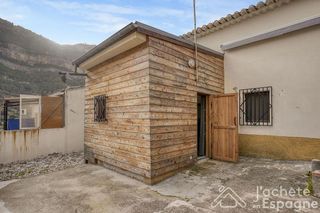 Chalet en venta en Cortes de Pallás