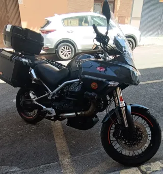MotoGuzzi Stelvio 1200 Gris