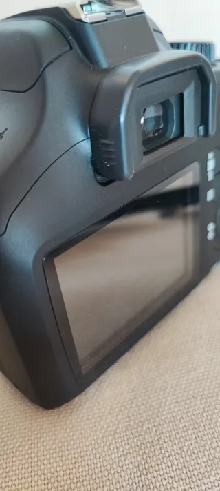 Canon EOS 4000D KitCompleto perfecto solo 664fotos