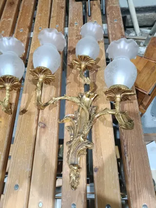 Apliques lamparas de pared dorados con tulipas