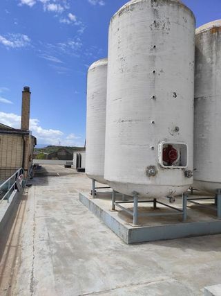 Nave industrial en venta en El Campillo - Polígono Cantabria en Logroño