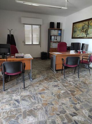 Nave industrial en venta en El Campillo - Polígono Cantabria en Logroño