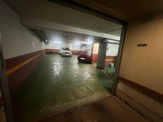 Garaje en venta en Ensanche - Sar en Santiago de Compostela