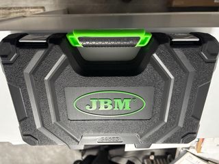 Atornillador a batería JBM con puntas nuevo