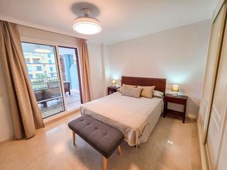 Piso en venta en Puerto de Sotogrande-La Marina en San Roque