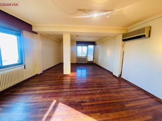 Piso en venta en Centro en Logroño