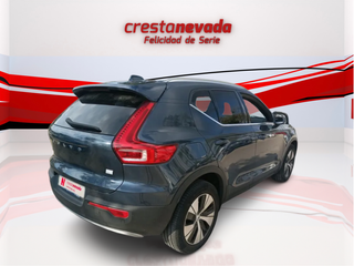 Volvo XC40 ETIQUETA 0 AUTOMÁTICO 211C.V.