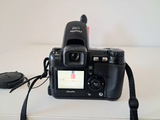 Cámara digital Fujifilm Finepix S5600