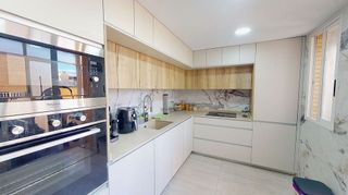 Ático en venta en Babel en Alicante