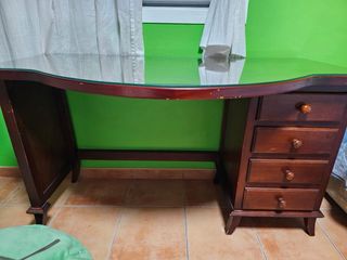 Escritorio madera con cristal