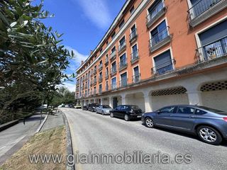 Local comercial en venta en Mos