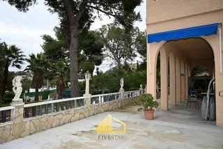 Chalet en venta en Monserrat