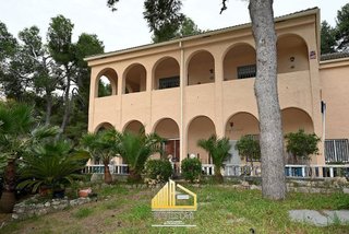 Chalet en venta en Monserrat