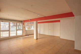 Local comercial en venta en Oliva pueblo en Oliva