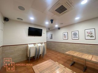 Local comercial en venta en Zona Piscinas en Burriana