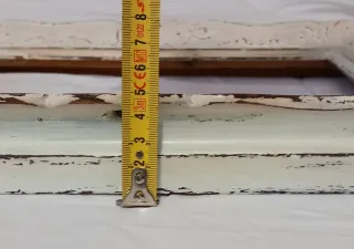 Cornice vintage in legno