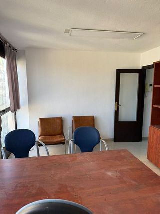 Oficina en alquiler en Centro en Alicante