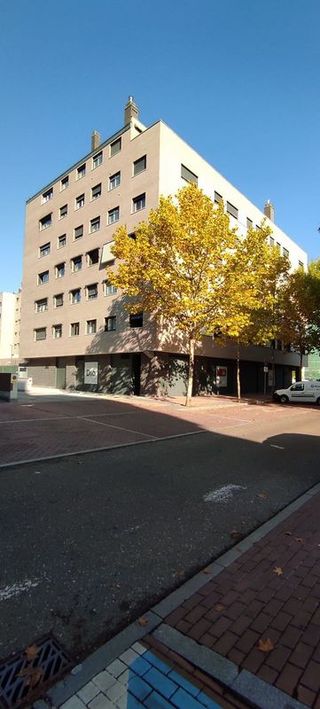 Garaje en alquiler en Girón - Villa del Prado en Valladolid