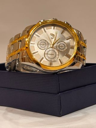 Reloj Automático Dorado y Plateado