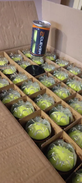 Caja 40 tubos de 2 pelotas Pádel NUEVAS-0,90€/tubo