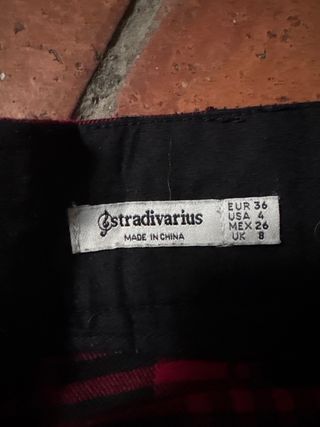 Falda pantalón cuadros rojo y negro