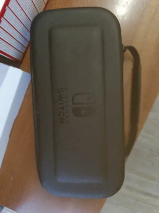 Nintendo Switch Negra Completa