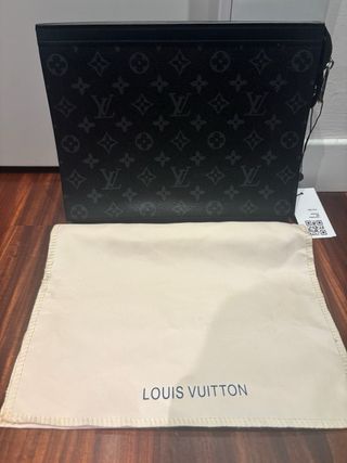 Pochette Louis Vuitton Voyage Nera