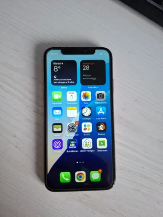 Apple iPhone XS