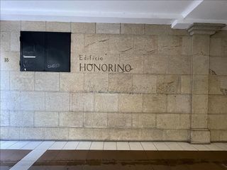 Oficina en venta en Ensanche - Sar en Santiago de Compostela