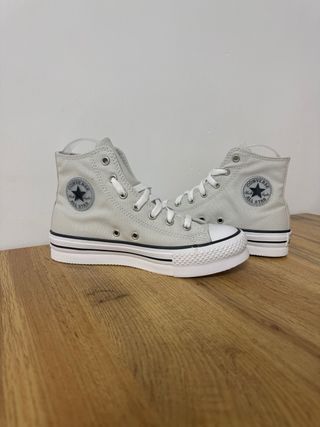 Converse grises