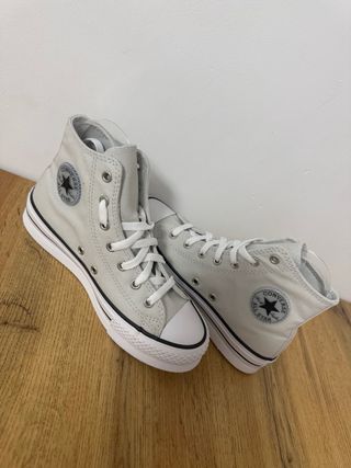 Converse grises