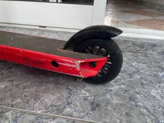 Patinete infantil rojo