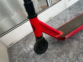 Patinete infantil rojo