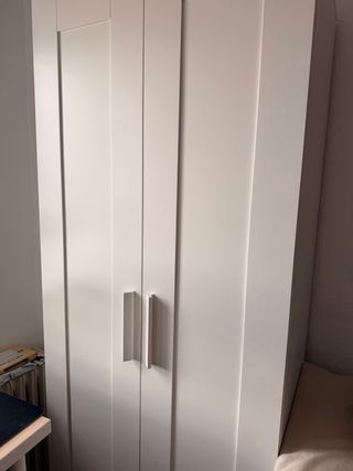 Armario blanco Ikea 2 puertas