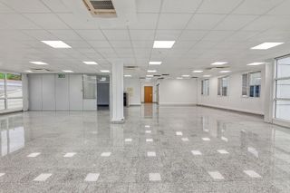 Oficina en alquiler en Ibaeta en San Sebastián-Donostia