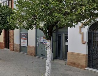 Local comercial en alquiler en Coria del Río