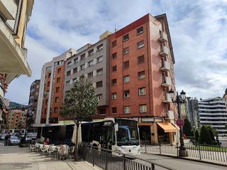 Piso en alquiler en Zona Teatro Campoamor en Oviedo