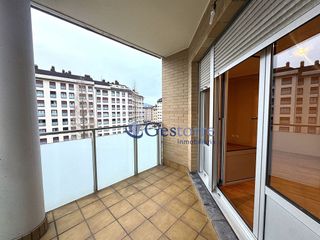 Piso en alquiler en Vallobín - La Florida en Oviedo