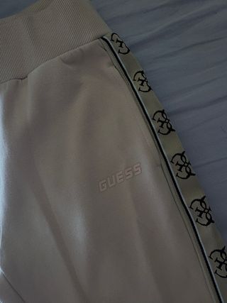 Pantalón de chándal Guess beige