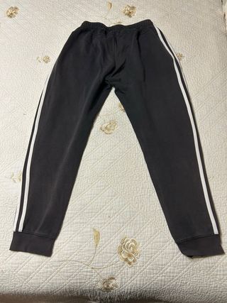 Tuta Adidas nera con bande laterali