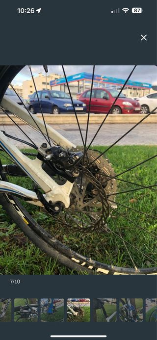 Bicicleta Doppia Sospensione Giant