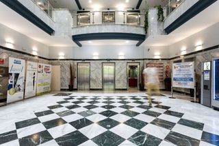 Oficina en alquiler en Colores - Entreparques en Sevilla