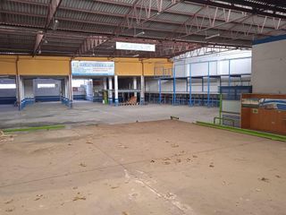 Nave industrial en venta en Villanueva de la Serena