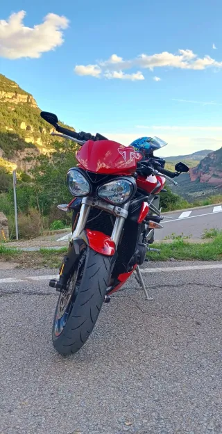 Triumph Street Triple 660s 2019 Roja