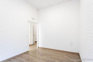 Local comercial en venta en Eixample Sud – Migdia en Girona