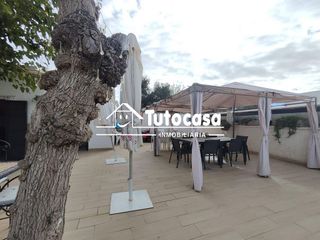 Chalet en venta en Montequinto en Dos Hermanas