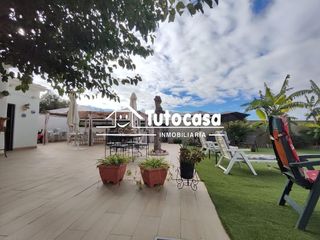 Chalet en venta en Montequinto en Dos Hermanas