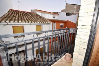 Casa adosada en venta en Centro en Chiva