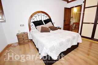 Casa adosada en venta en Centro en Chiva
