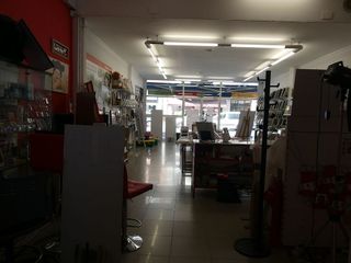 Local comercial en venta en La Bordeta en Lleida